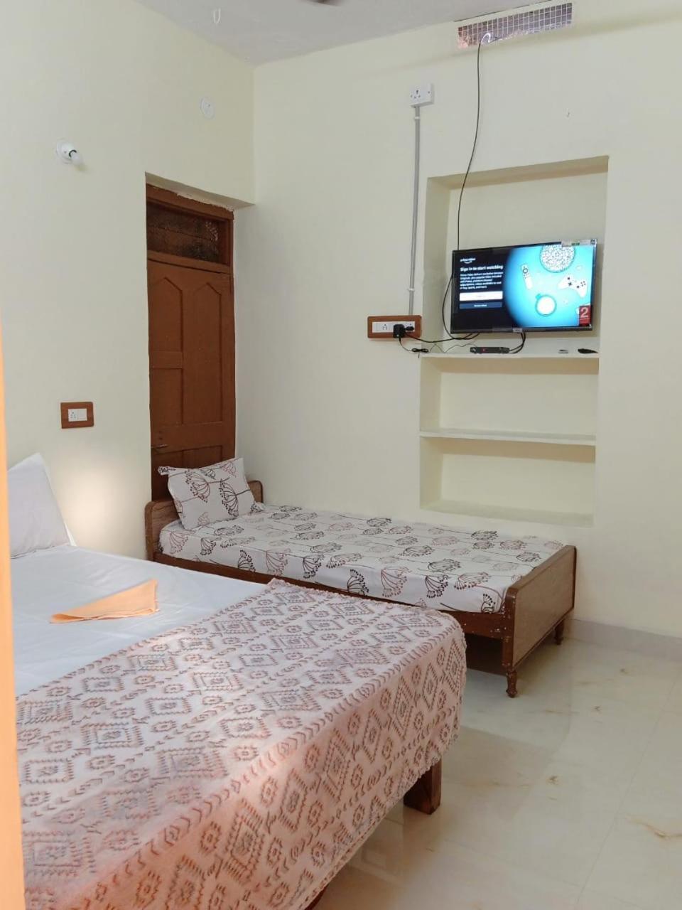 Mahesh Guest House Hampi Εξωτερικό φωτογραφία