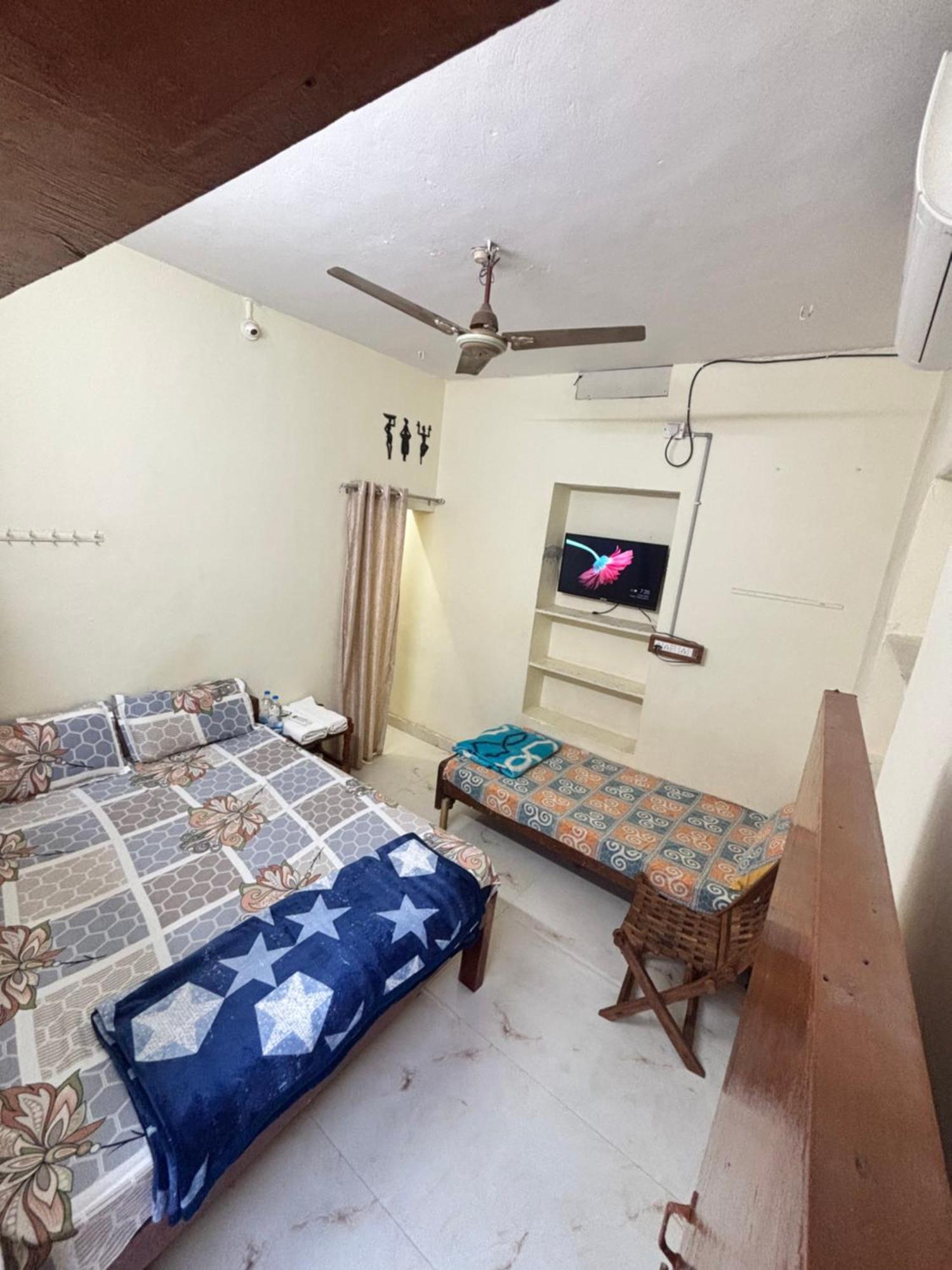 Mahesh Guest House Hampi Εξωτερικό φωτογραφία